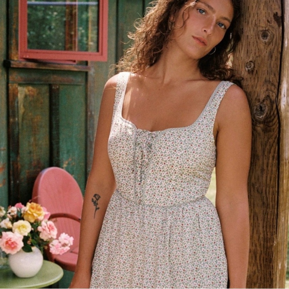 Christy Dawn Strawberry Adele